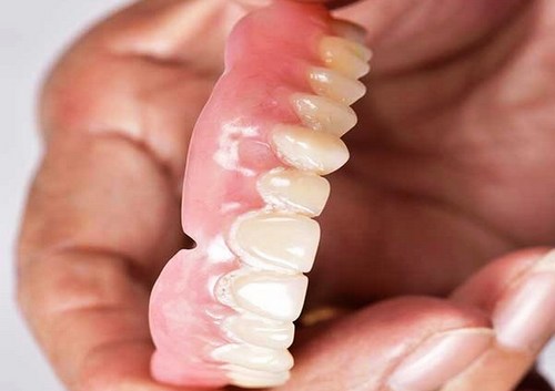 چه افرادی باید از دندان مصنوعی استفاده کنند: