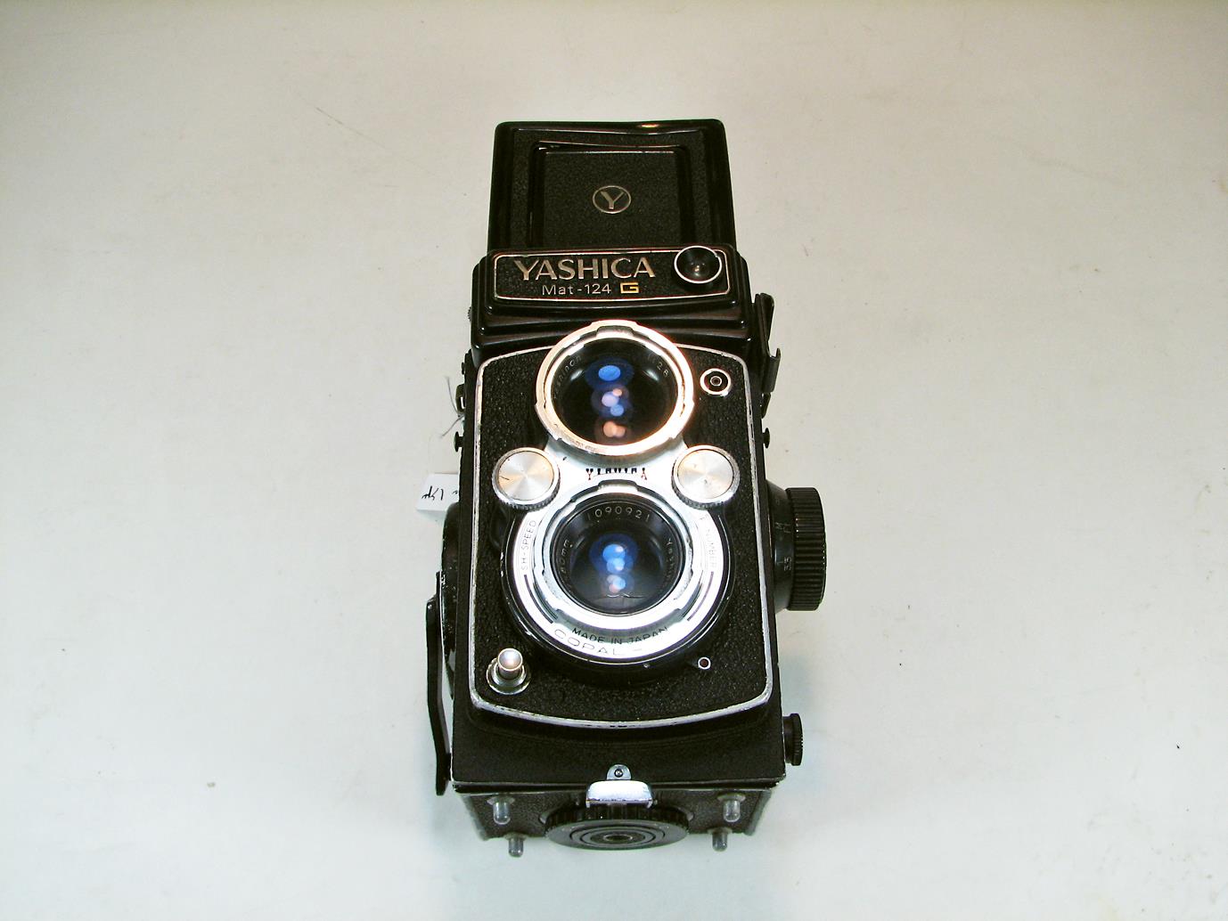 دوربین یاشیکا YASHICA MAT-124 G