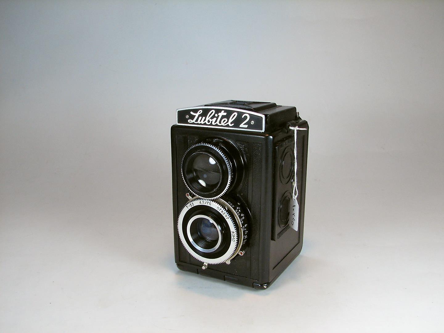 دوربین لوبیتل LUBITEL 2 با کیف چرمی