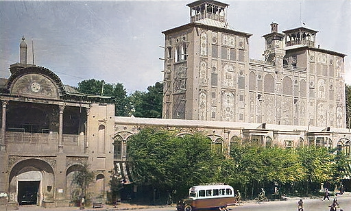 خیابان ناصر خسرو