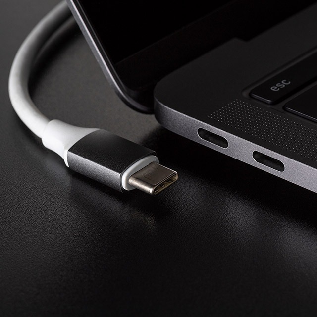 USB-C چیست؟ چگونه مناسب ترین شارژر تایپ سی را انتخاب کنیم؟