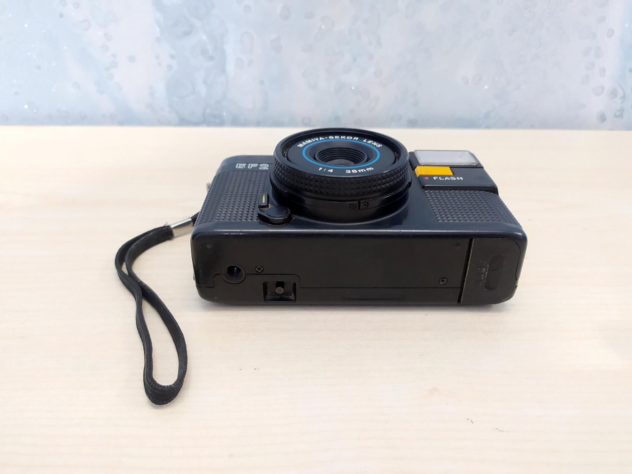 دوربین کلکسیونی مارک Mamiya EF2