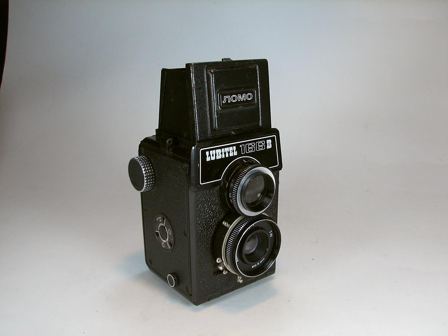 دوربین کلکسیونی و کمیاب LUBITEL 166 B