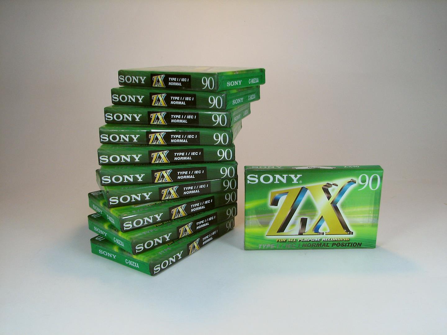 کاست خام آکبند سونی SONY ZX 90