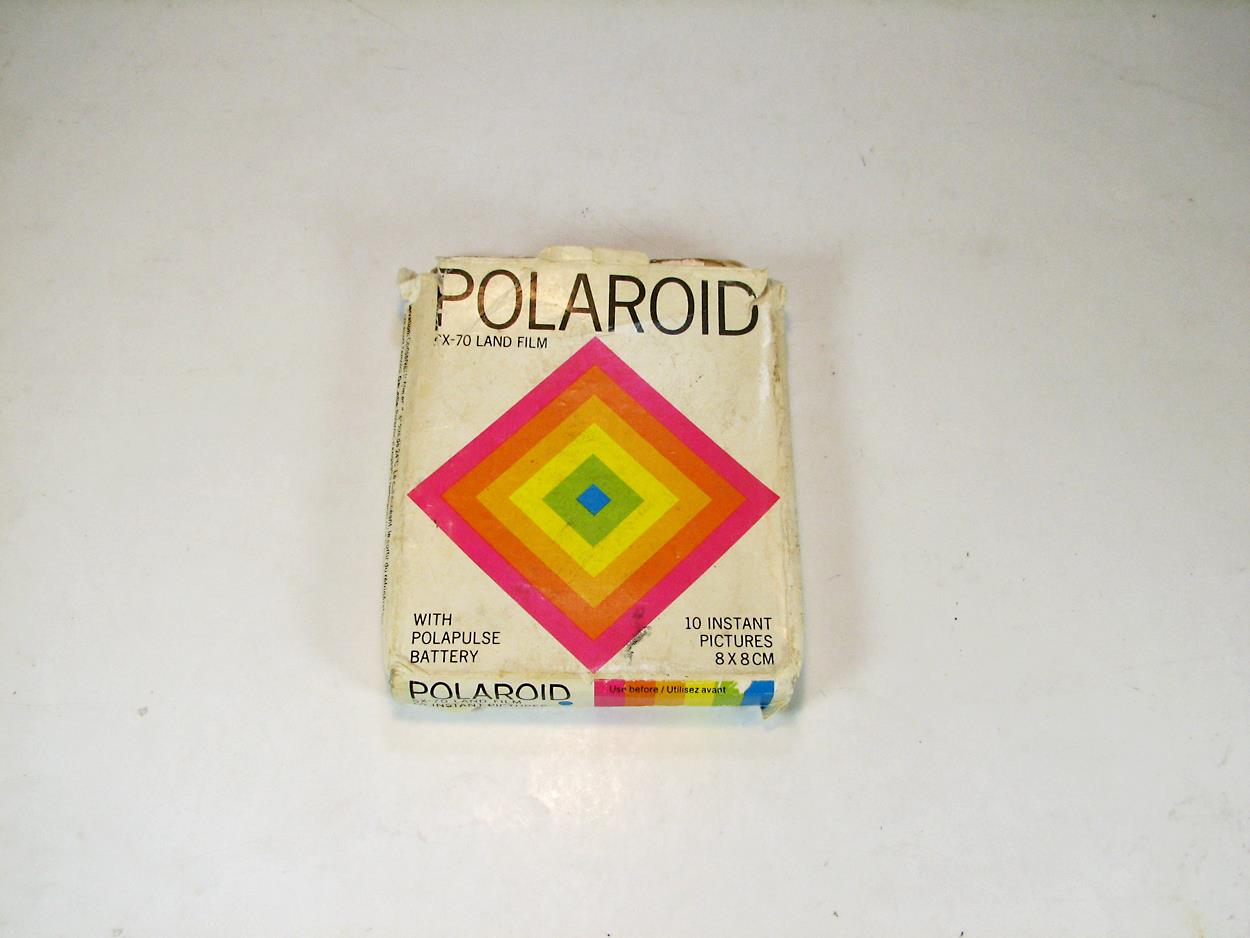 خشاب خالی فیلم Polaroid SX-70 با کارتن